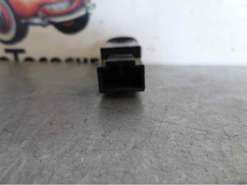 Recambio de warning para volvo xc90 d5 summum (5 asientos) (136kw) referencia OEM IAM 307393319 05W321 