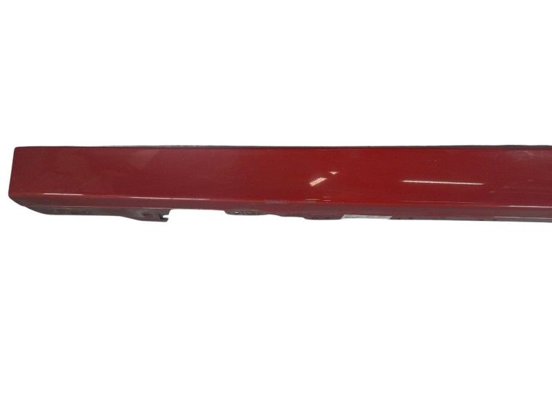 Recambio de estribos laterales para bmw serie 3 lim. (f30) 318d referencia OEM IAM 51777256911  
