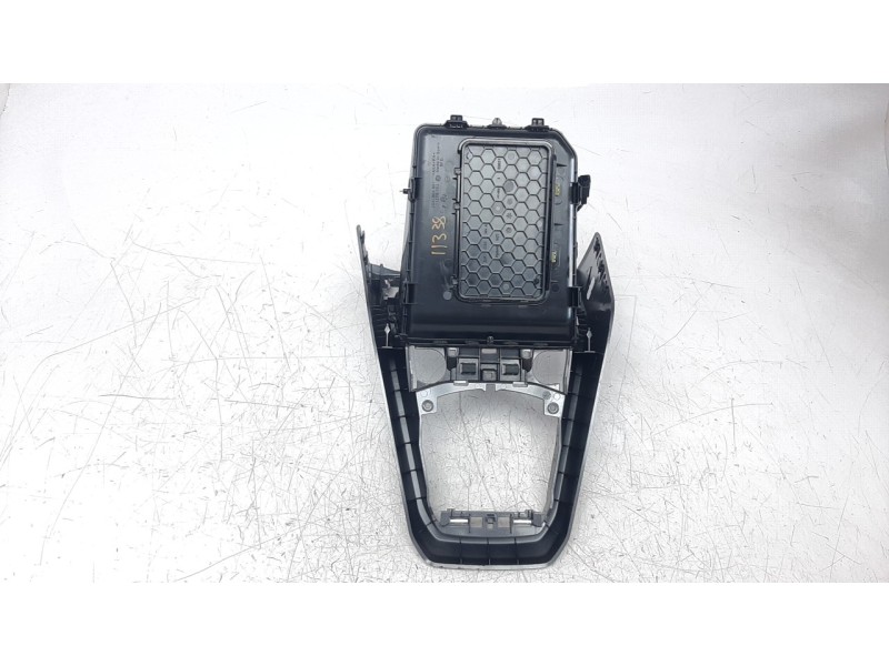 Recambio de moldura para volkswagen t-cross 1.0 tsi referencia OEM IAM 2GM857925  