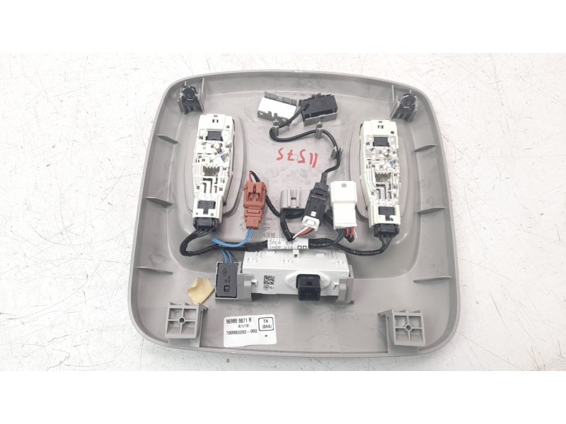Recambio de luz interior para renault kadjar 1.5 dci diesel fap energy referencia OEM IAM 969809871R  