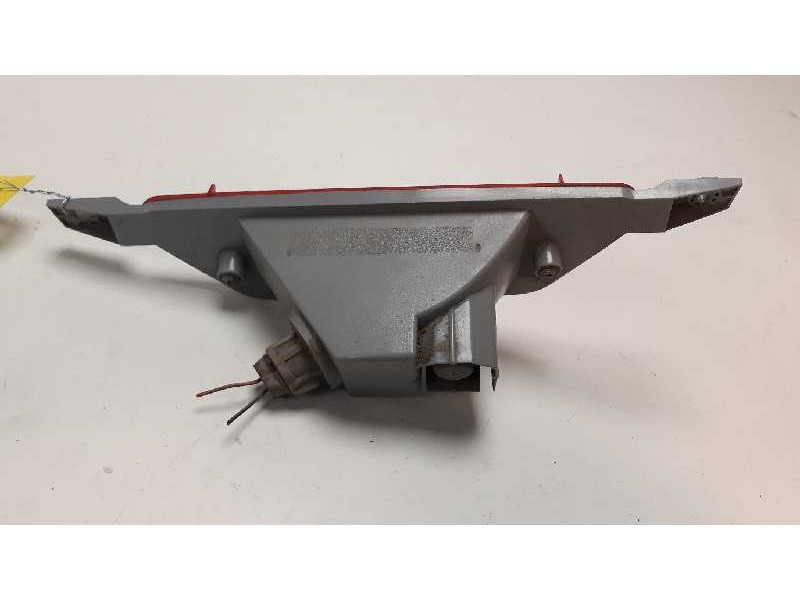 Recambio de piloto trasero central para renault koleos 2.0 dci diesel fap referencia OEM IAM 26580JY00A  