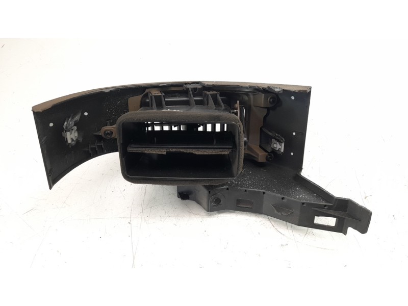 Recambio de rejilla aireadora para nissan pathfinder (r51) 2.5 dci diesel cat referencia OEM IAM 68761EB300  