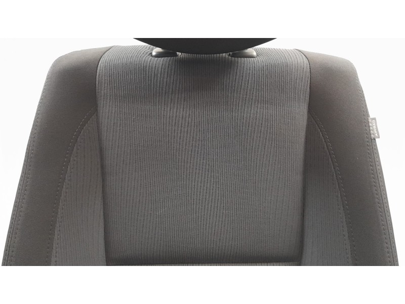 Recambio de juego asientos completo para renault laguna iii dynamique referencia OEM IAM 876700001R  