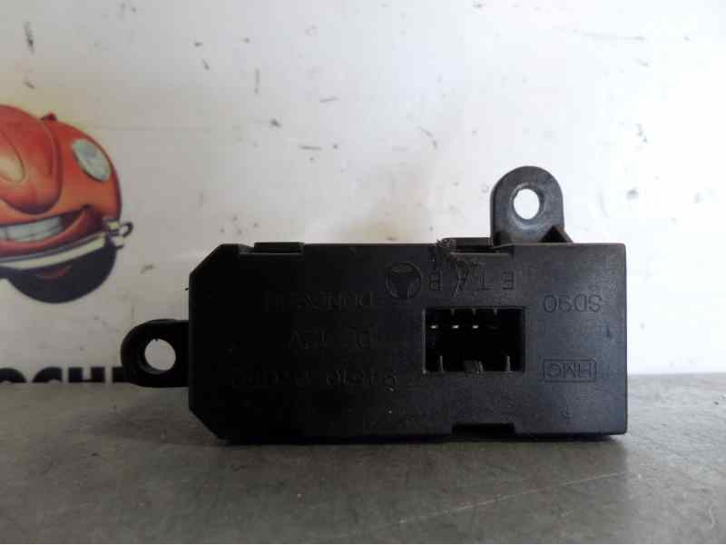 Recambio de pantalla multifuncion para hyundai coupe (j2) 1.6 fx coupe referencia OEM IAM 9451027050  