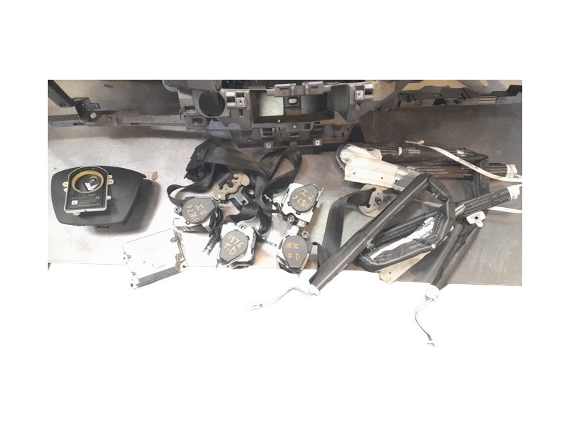 Recambio de kit airbag para renault laguna iii dynamique referencia OEM IAM 681002890R  