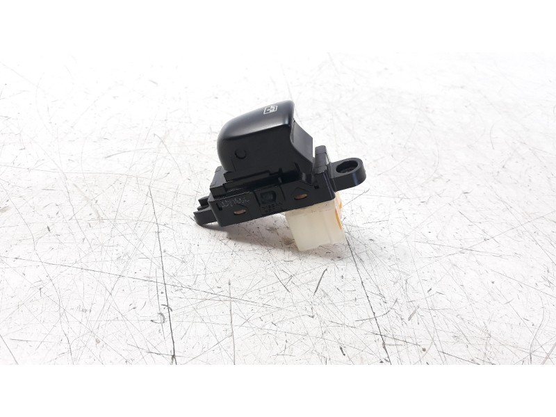 Recambio de mando elevalunas trasero izquierdo para renault kadjar 1.5 dci diesel fap energy referencia OEM IAM 254119716R IAF88