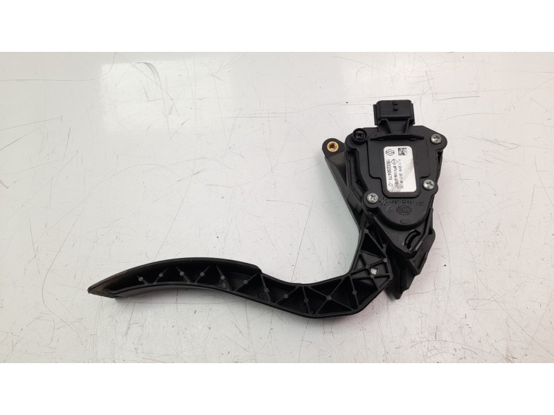 Recambio de potenciometro pedal para renault clio iv 1.5 dci diesel fap referencia OEM IAM 180029347R 6PV009978 