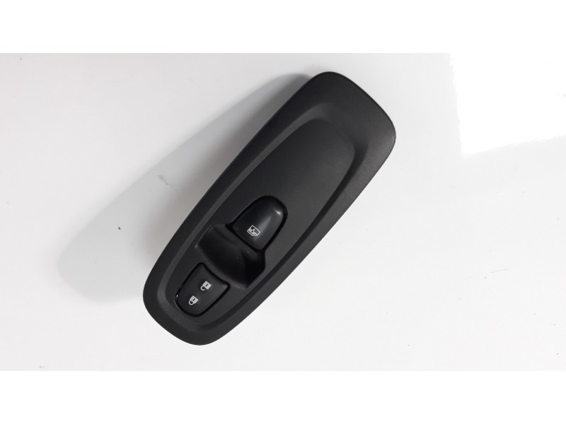 Recambio de mando elevalunas delantero derecho para renault kadjar 1.6 tce energy referencia OEM IAM 254119716R  