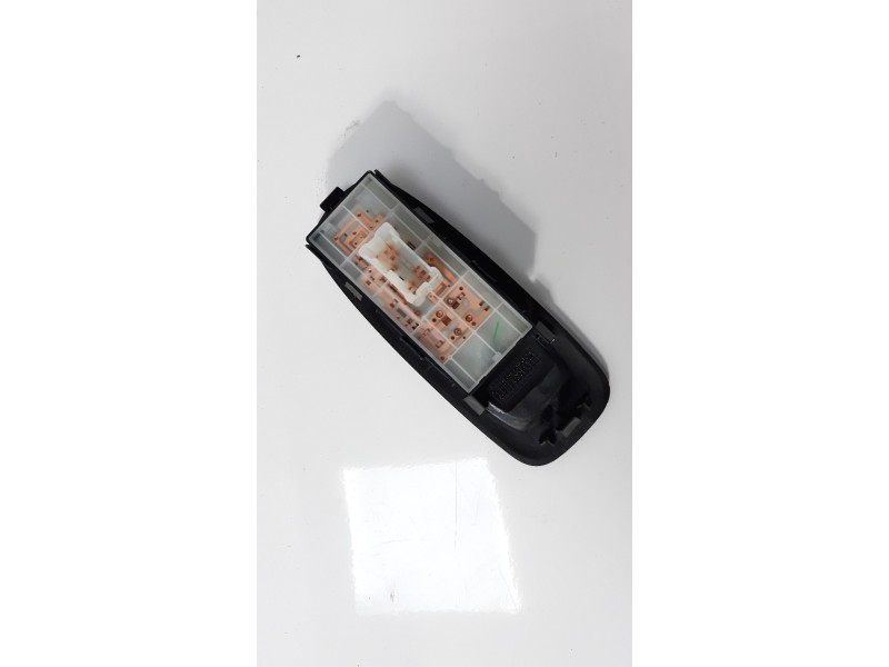 Recambio de mando elevalunas delantero derecho para renault kadjar 1.6 tce energy referencia OEM IAM 254119716R  