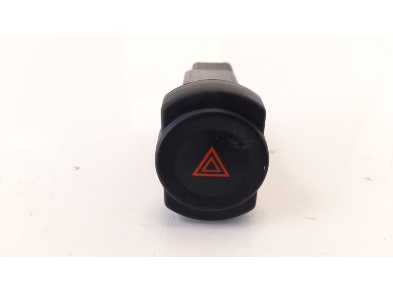 Recambio de warning para dacia duster 1.5 dci diesel fap cat referencia OEM IAM 8200446717  