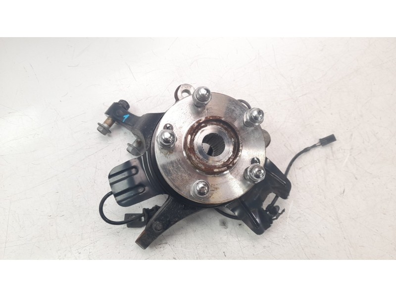Recambio de mangueta delantera derecha para kia carens ( ) 1.6 gdi cat referencia OEM IAM 51716A4000  