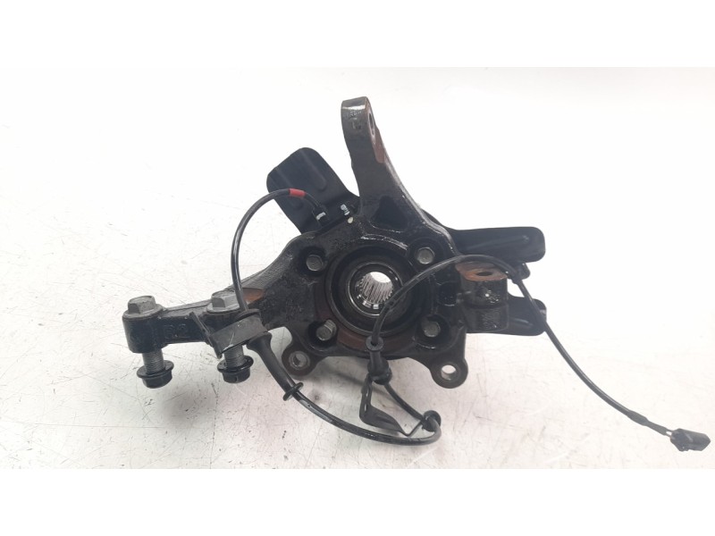 Recambio de mangueta delantera derecha para kia carens ( ) 1.6 gdi cat referencia OEM IAM 51716A4000  