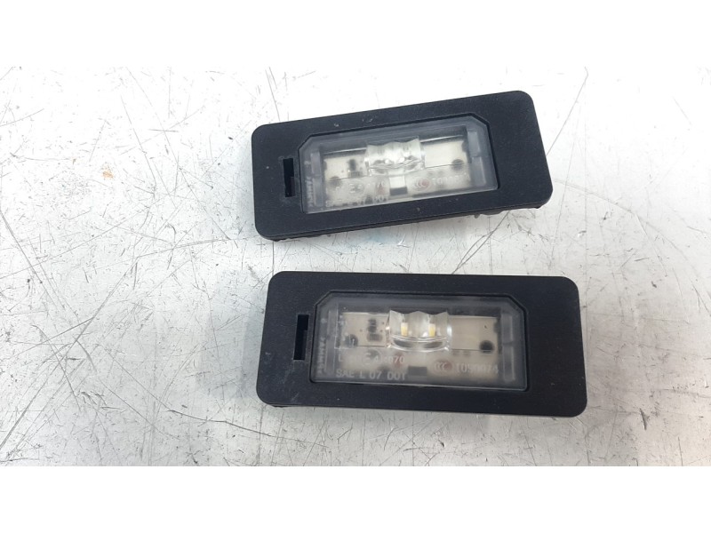 Recambio de piloto matricula para bmw serie 3 lim. (f30) 318d referencia OEM IAM 63267193293 103F06130960 BM0244350
