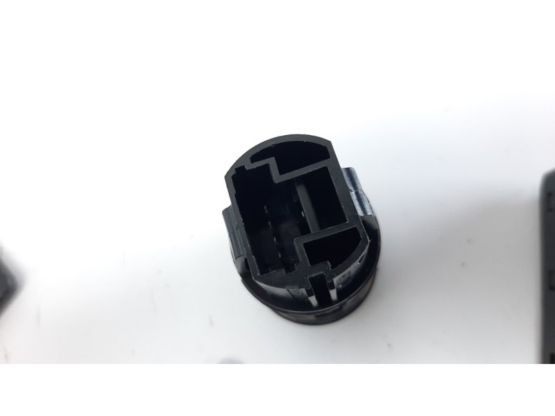 Recambio de conmutador de arranque para renault captur 1.5 dci diesel fap referencia OEM IAM 487004399R  