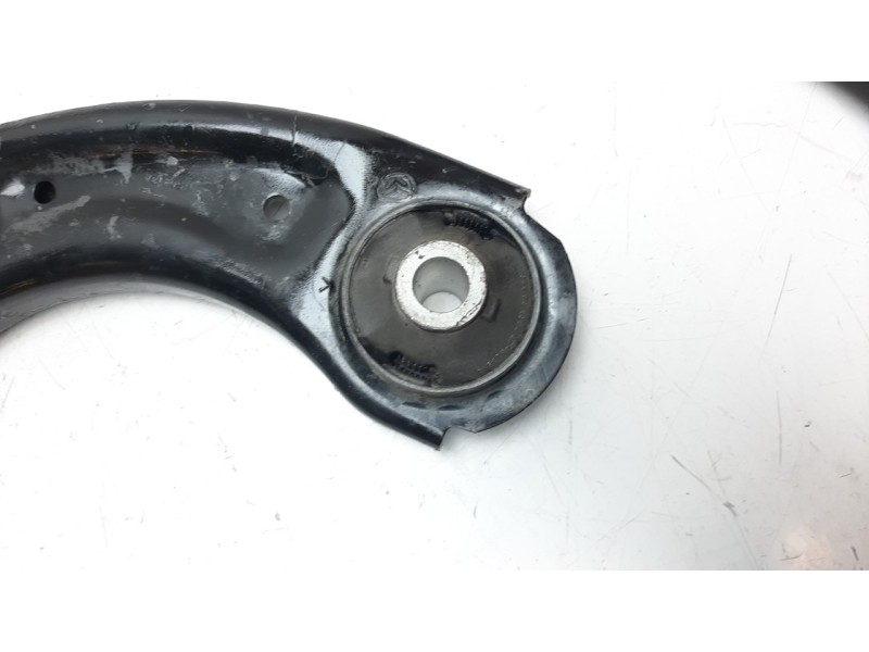 Recambio de brazo suspension inferior delantero izquierdo para mazda 2 lim. () 1.5 16v cat referencia OEM IAM DA7H34350B  