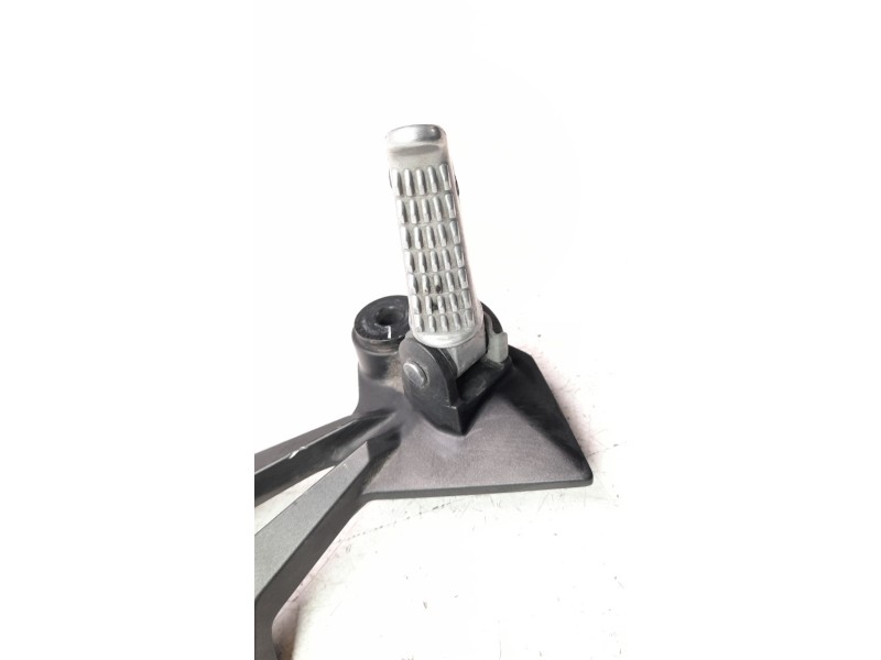 Recambio de estribo para kawasaki z 750 / z 1000 referencia OEM IAM 340280005  