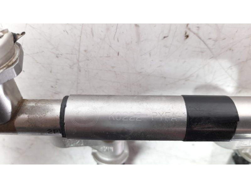 Recambio de rampa inyectora para mazda cx-5 2.0 cat referencia OEM IAM K0222PYFA PE2713150 
