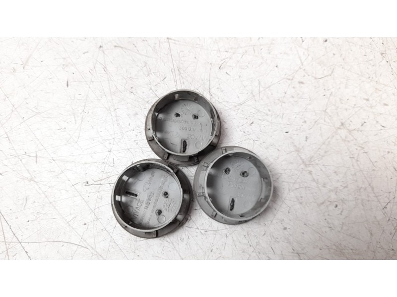 Recambio de tapacubos para peugeot 607 (s1) básico referencia OEM IAM 9636892077  