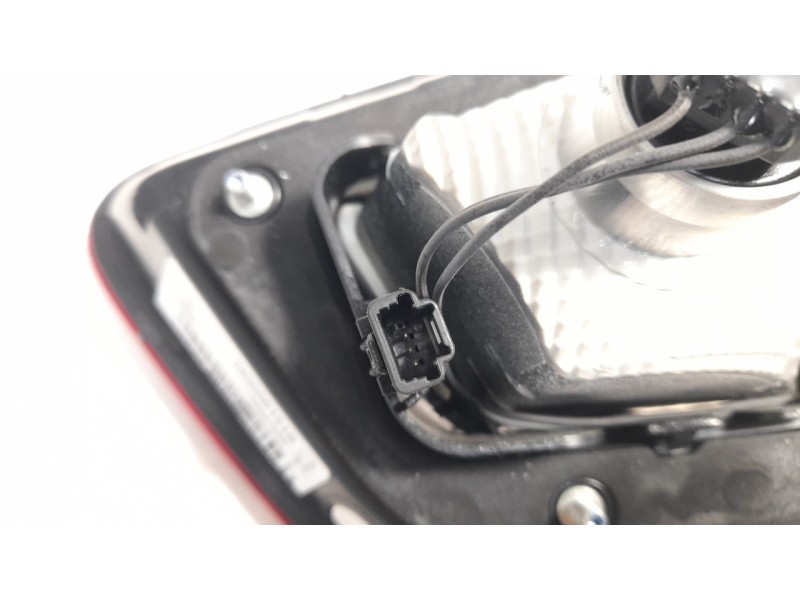 Recambio de piloto trasero izquierdo interior para renault kadjar 1.6 tce energy referencia OEM IAM 265550151R 103F18050773 9006