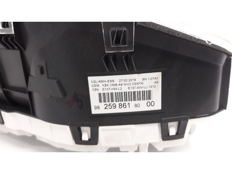 Recambio de cuadro instrumentos para peugeot 208 1.2 16v vti referencia OEM IAM 9825986180  