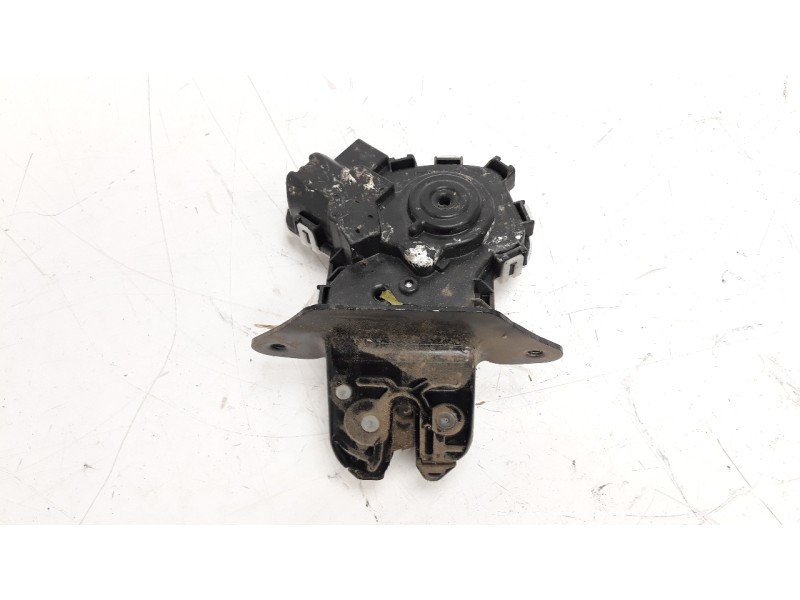 Recambio de cerradura maletero / porton para mazda 2 lim. () 1.5 16v cat referencia OEM IAM DM0P62310  