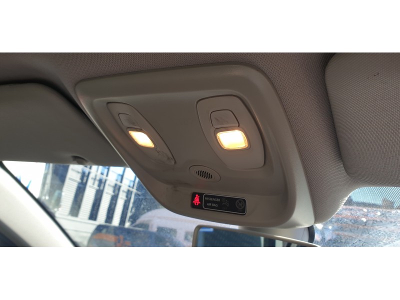 Recambio de luz interior para renault captur 1.5 dci diesel fap referencia OEM IAM 969801754R  