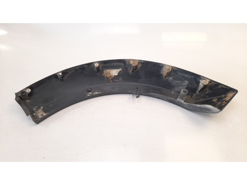 Recambio de aletin trasero derecho para land rover discovery 2.7 td v6 cat referencia OEM IAM DFK00004  
