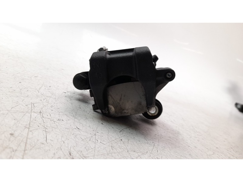Recambio de pinza de freno trasera derecha para kawasaki z 750 / z 1000 referencia OEM IAM 430440044  