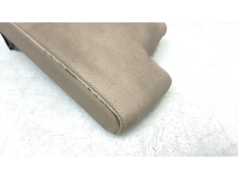 Recambio de apoyabrazos central para bmw serie 3 berlina (e90) 318d referencia OEM IAM 51169133804  