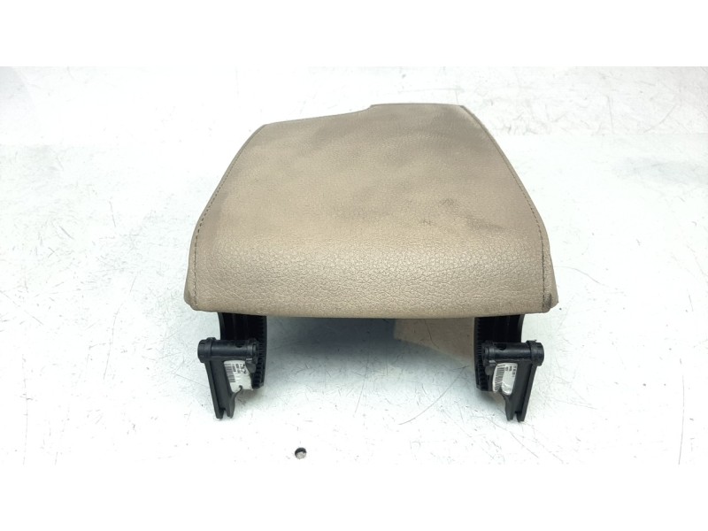 Recambio de apoyabrazos central para bmw serie 3 berlina (e90) 318d referencia OEM IAM 51169133804  