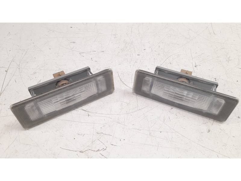Recambio de piloto matricula para hyundai tucson 1.6 cat referencia OEM IAM 925012G000 92501C1000 
