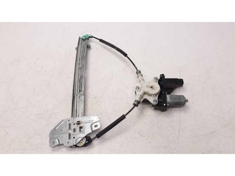 Recambio de elevalunas delantero izquierdo para kia rio 1.2 cat referencia OEM IAM 16L060220 106.551817 824011W020