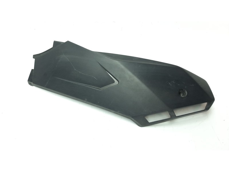 Recambio de moldura para bmw c 600 sport referencia OEM IAM 46637725355  