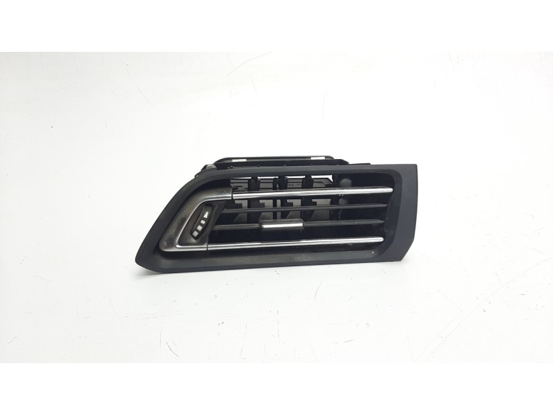 Recambio de rejilla aireadora para peugeot 308 1.2 12v e-thp referencia OEM IAM 1303823XZD  