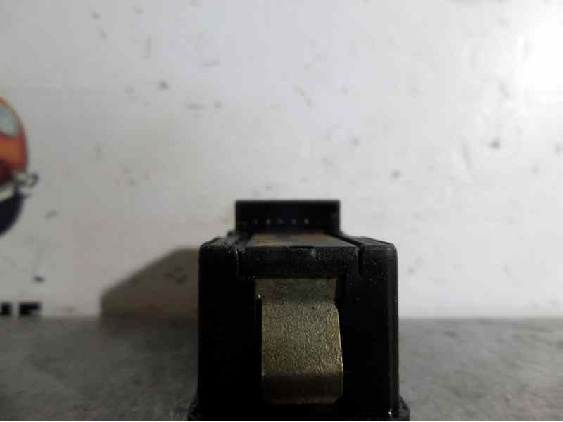 Recambio de interruptor para bmw serie 3 berlina (e46) 328i referencia OEM IAM 61318352182  