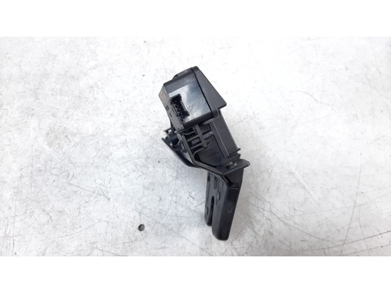 Recambio de cerradura maletero / porton para bmw serie 3 berlina (e90) 318d referencia OEM IAM 51248196401  