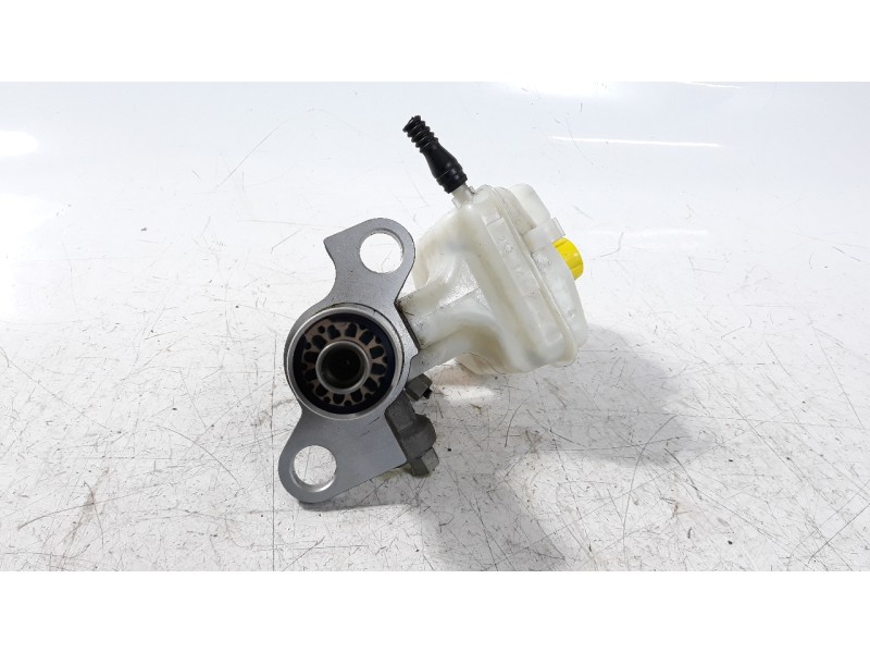 Recambio de bomba freno para opel astra j lim. 1.6 cdti dpf referencia OEM IAM 84102409  