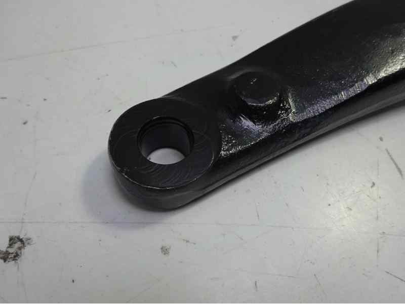 Recambio de brazo suspension inferior delantero izquierdo para peugeot 307 (s1) referencia OEM IAM 3520S2 771390 BR1546