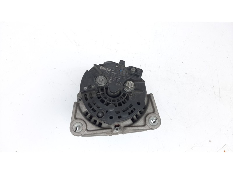 Recambio de alternador para opel meriva 1.6 16v referencia OEM IAM 55556067 ALF520301 A10044