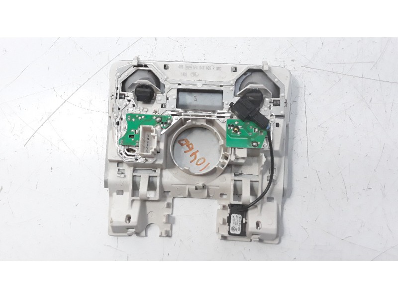 Recambio de luz interior para seat leon (5f1) 1.6 tdi referencia OEM IAM 5F0947105R  