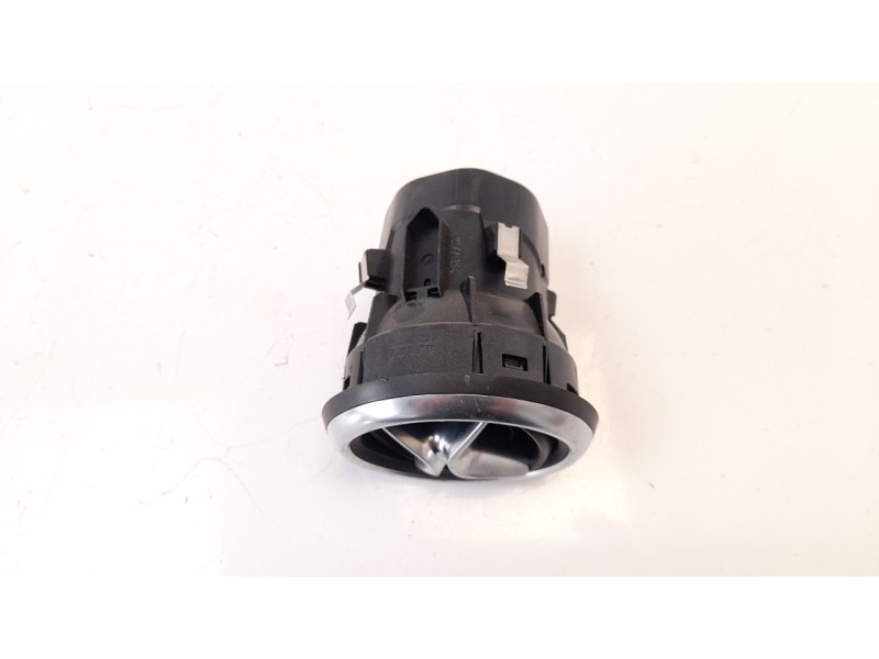 Recambio de rejilla aireadora para mercedes-benz clase a (w176) a 180 cdi blueefficiency (176.012) referencia OEM IAM A176830035