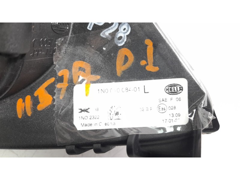 Recambio de faro antiniebla izquierdo para bmw serie 3 berlina (e90) 318d referencia OEM IAM 1N0010084011 10106281006 BM0264414