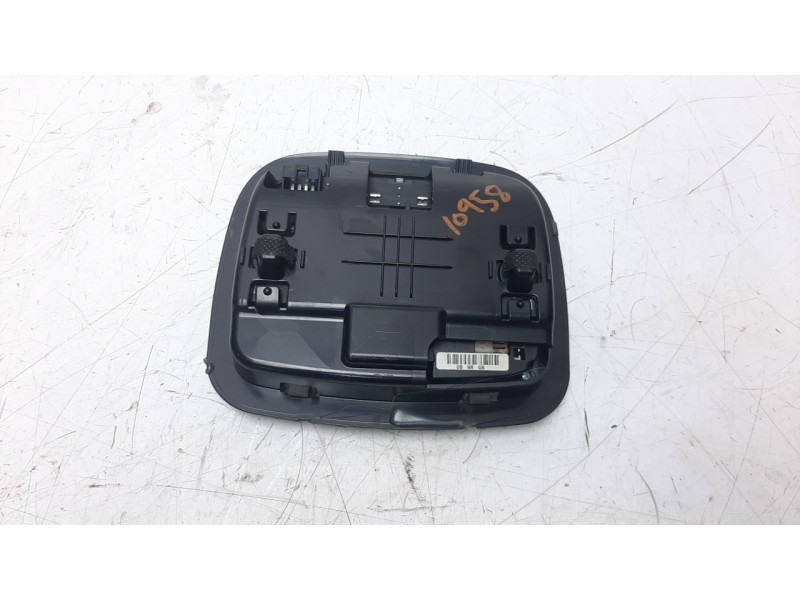 Recambio de luz interior para kia rio 1.2 cat referencia OEM IAM 928001W000DCM  