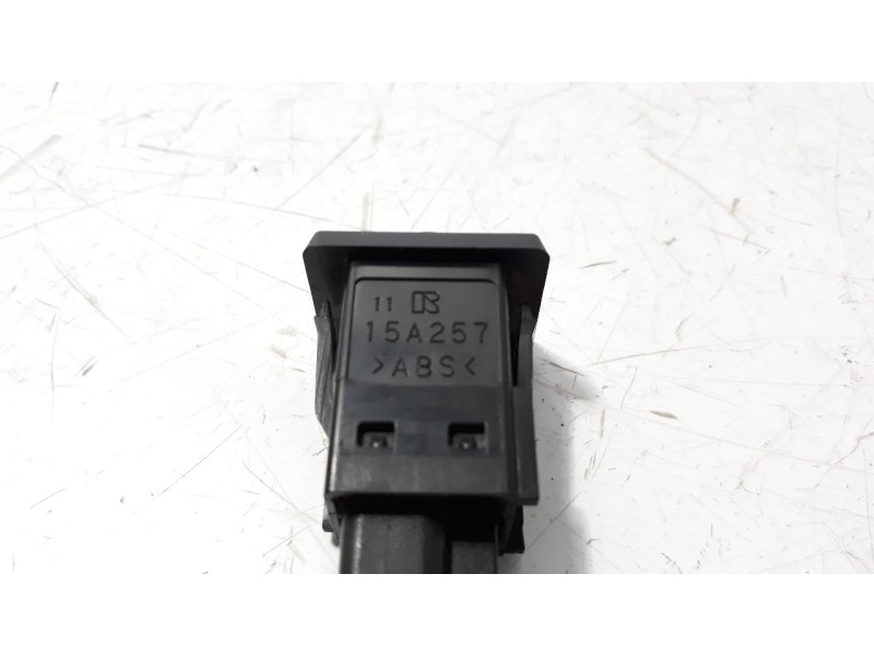 Recambio de interruptor para lexus ct 1.8 16v cat (híbrido) referencia OEM IAM 15A257  
