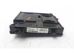 Recambio de caja reles / fusibles para renault megane iii berlina 5 p 1.5 dci diesel fap referencia OEM IAM 284B12041R S18009820 2