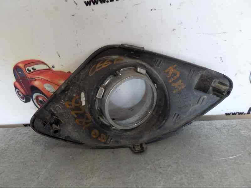Recambio de molduras delanteras para kia cee´d emotion referencia OEM IAM 865661H000 KI4302133 