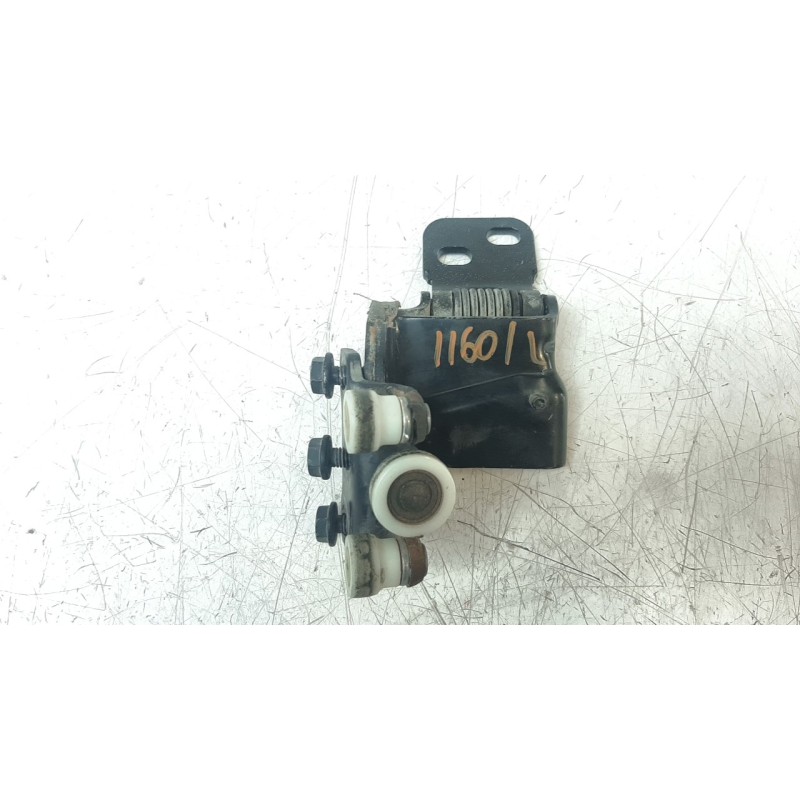 Recambio de soporte / guia puerta corredera para ford transit custom kasten 2.2 tdci cat referencia OEM IAM 1883497  