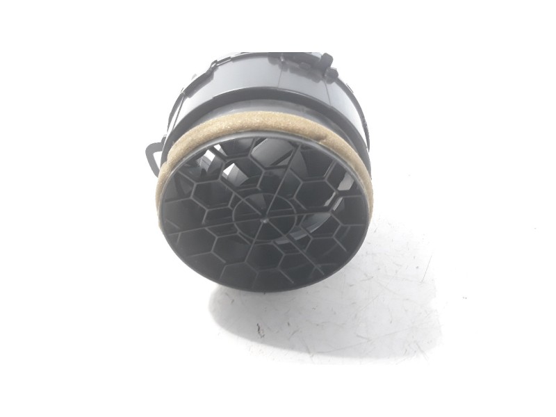 Recambio de rejilla aireadora para toyota yaris referencia OEM IAM 556800D020C8  