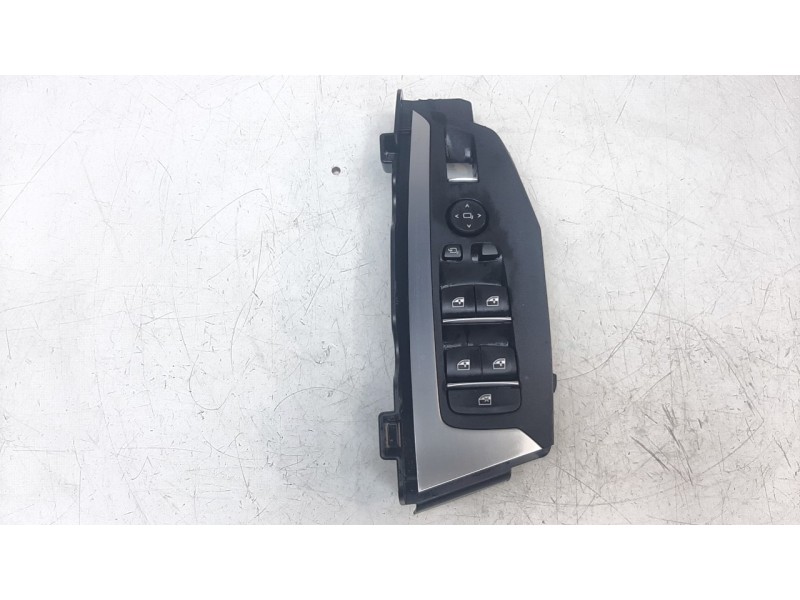 Recambio de mando elevalunas delantero izquierdo para bmw serie x3 (g01) xdrive 20d referencia OEM IAM 61316832729  EWSBM152