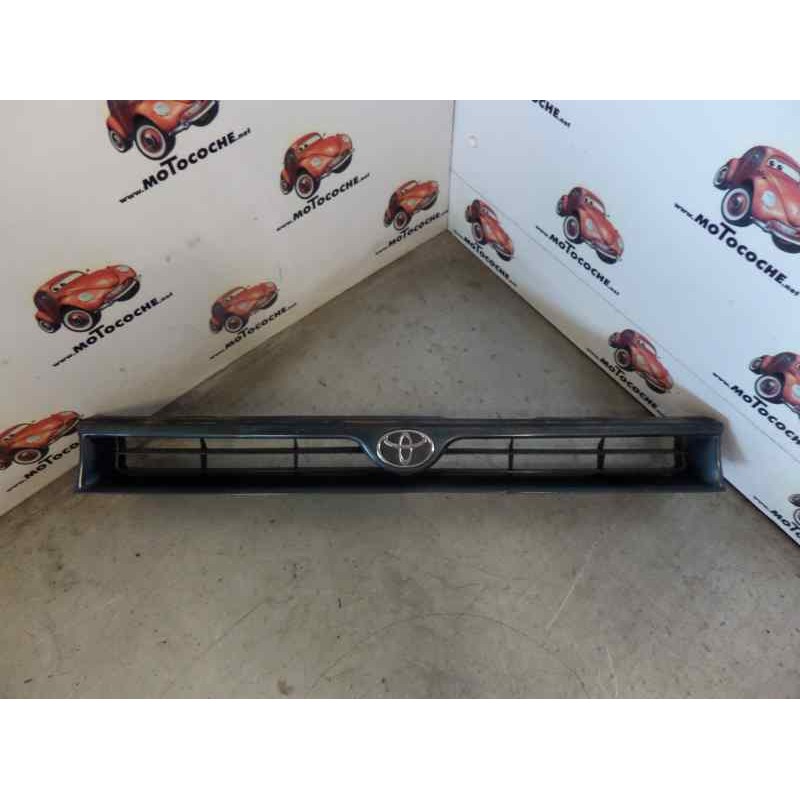 Recambio de rejilla delantera para toyota corolla (e11) 1.6 linea sol (5-ptas.) referencia OEM IAM 531111A150  